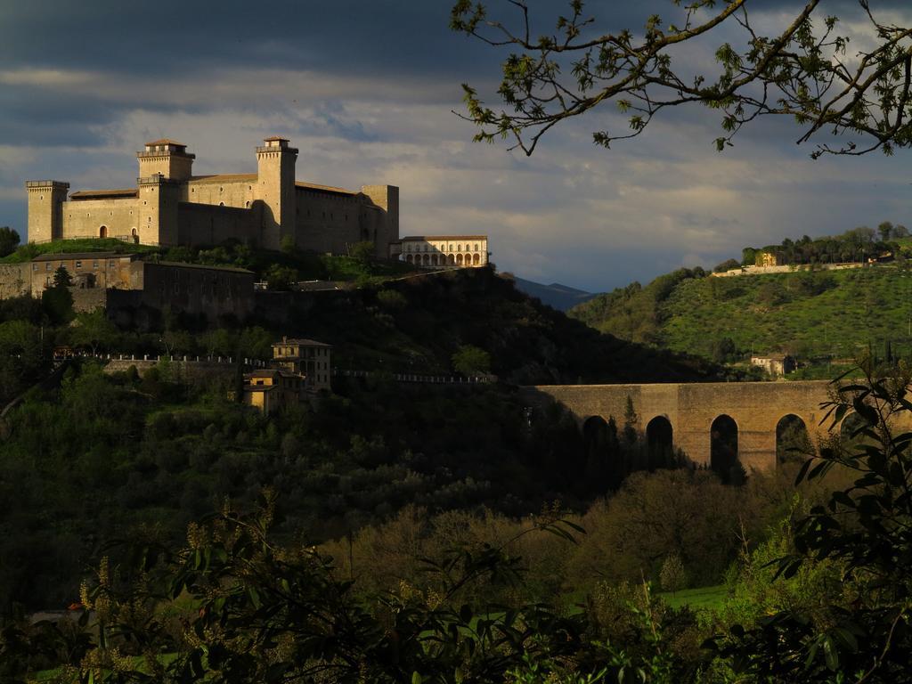 Hotel Clarici Spoleto Exterior foto